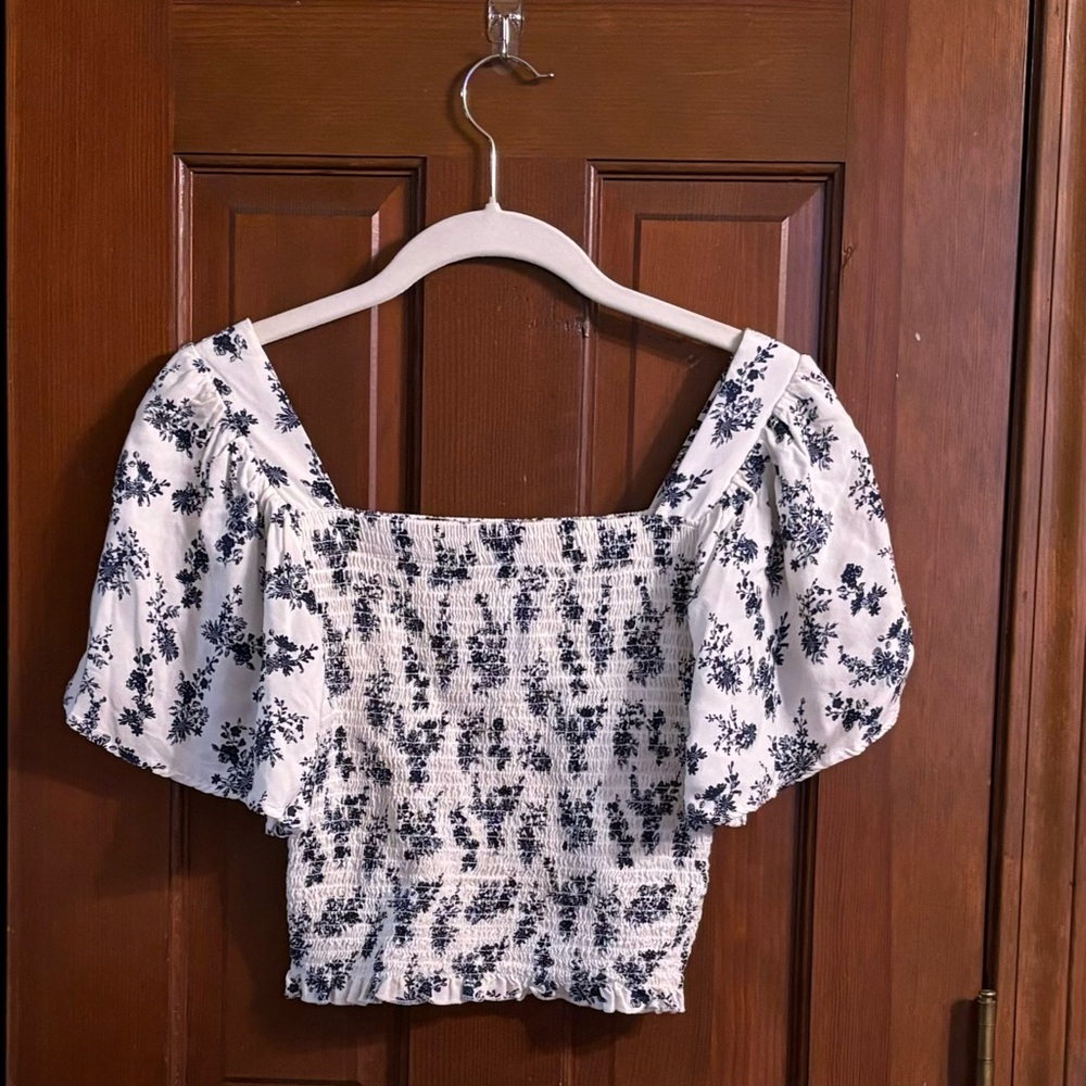 Japna Junior Floral Print Smocked Top EUC - Picture 2 of 3
